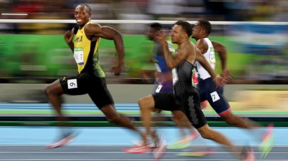 usain_bolt_smiling_during_racing_h_2016